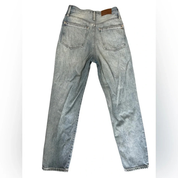 Madewell The Mom Jean Light Wash distressed knees size 26 - Picture 4 of 7